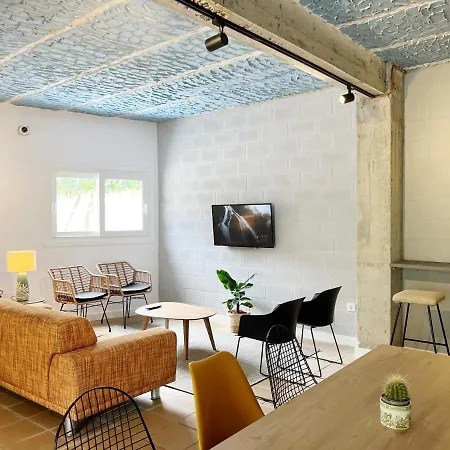 A Troita Only Pilgrims Solo Peregrinos Hostel *