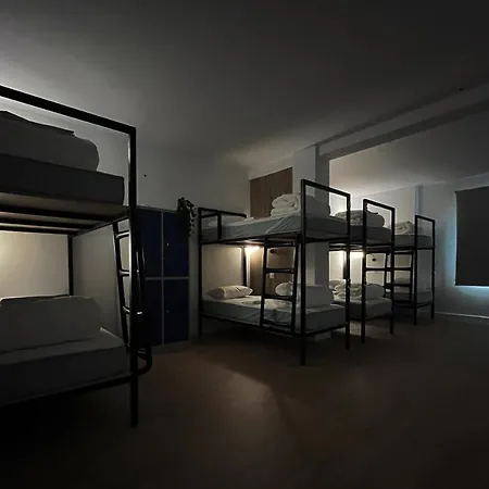 Hostel A Troita Only Pilgrims Solo Peregrinos *